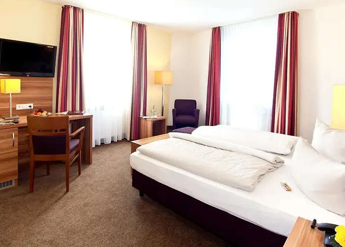 Hotel Strauss Hof (Bavaria)